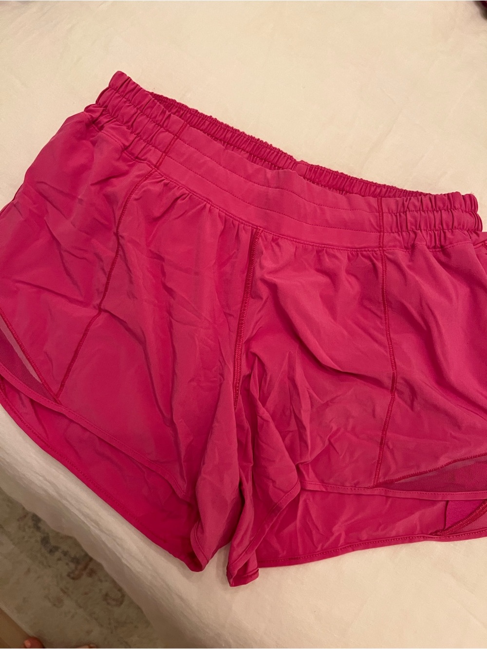 Lululemon Hotty Hot Lined Short 4” - Sonic Pink - Size 10